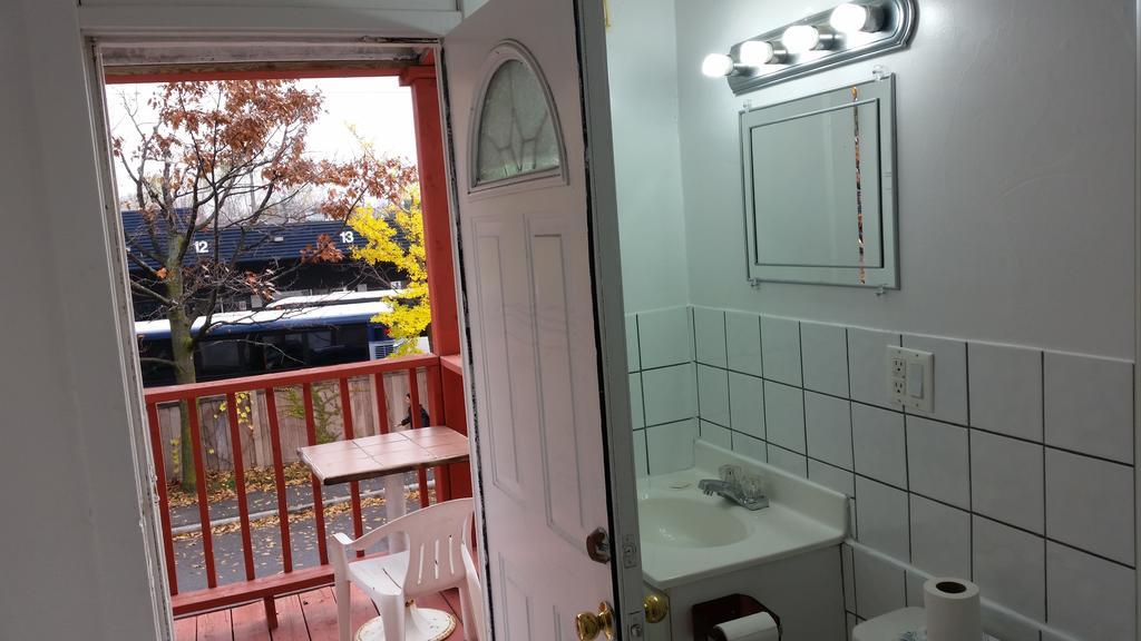 A Voyageur'S Guest House Οττάβα Εξωτερικό φωτογραφία